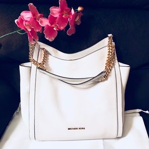 🎊HP🎊 ‼️SOLD‼️Michael Kors Newbury